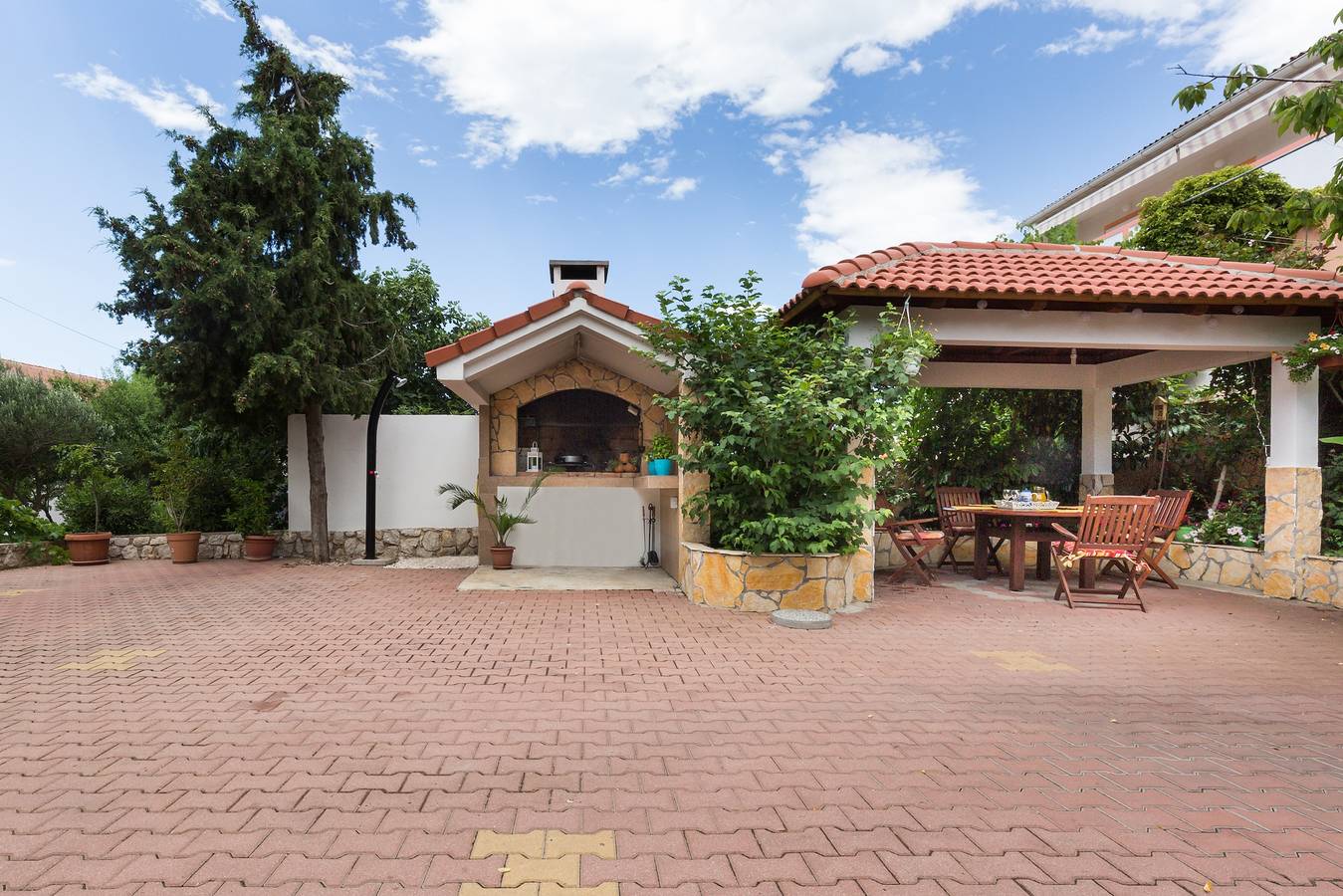 Ganze Wohnung, 2-Zimmer-Ferienwohnung mit Terrasse und Meerblick Simuni (Pag) -a in Šimuni, Pag