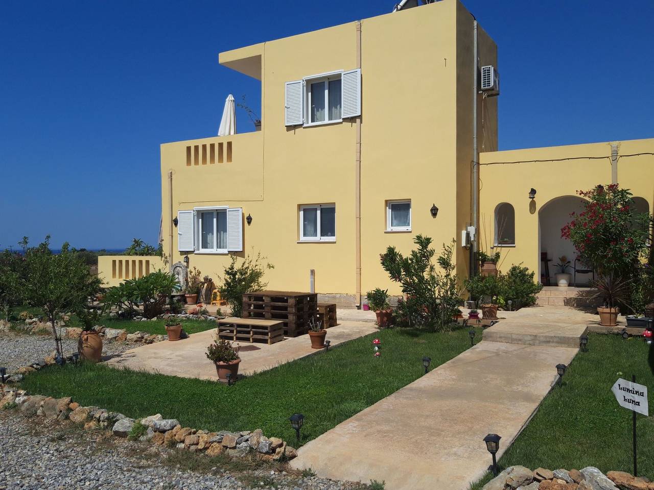 Wunderschönes Privathaus am Meer mit Panoramablick in Chania und Umgebung