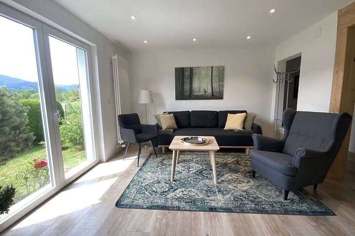 Ferienwohnung für 4 Personen, mit Whirlpool und Terrasse