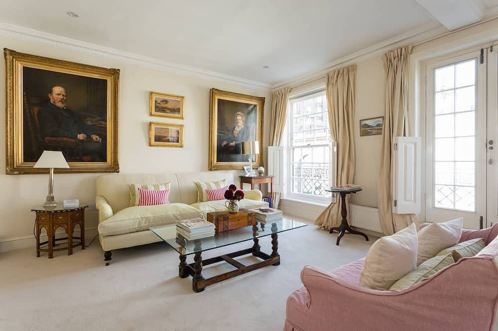 Vacation Apartment for 4 Guests in Kensington and Chelsea, London