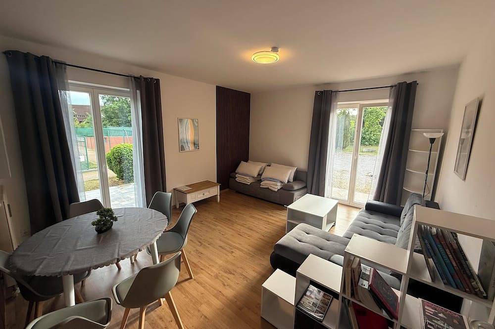 Ganze Wohnung, 7/10 Apartment in Oberschleißheim, Oberbayern