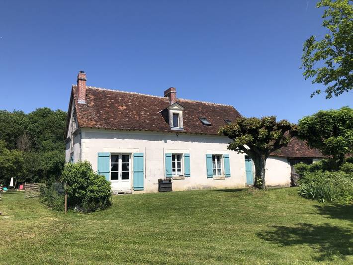 Gîte pour 8 personnes, avec terrasse ainsi que piscine et jardin, animaux acceptés à Fléré-la-Rivière