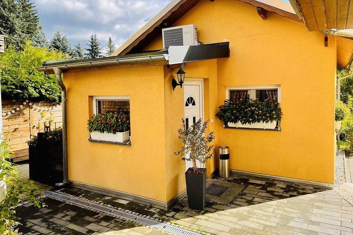 Ferienhaus für 3 Personen, mit Garten in Freiberg