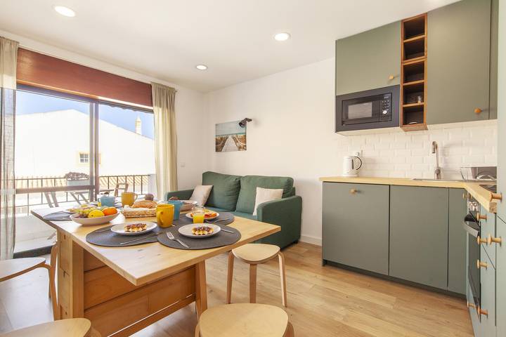 Apartamento entero, Apartamento de vacaciones para 4 personas con balcón in Alvor, Distrito de Faro