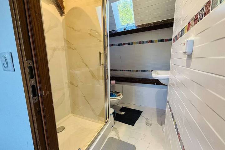 Location de vacances pour 5 personnes, avec piscine et sauna ainsi que jardin et jacuzzi à Lieurey - 3