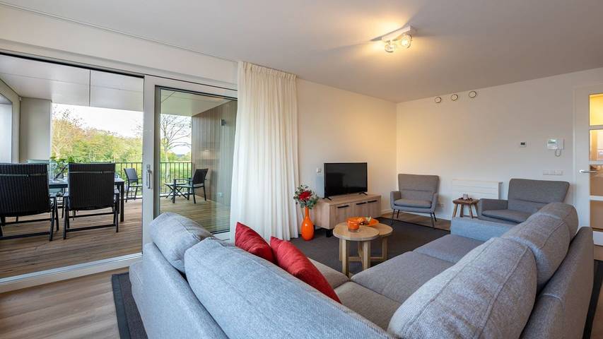 Appartement voor 4 personen, met tuin en balkon in Kamperland