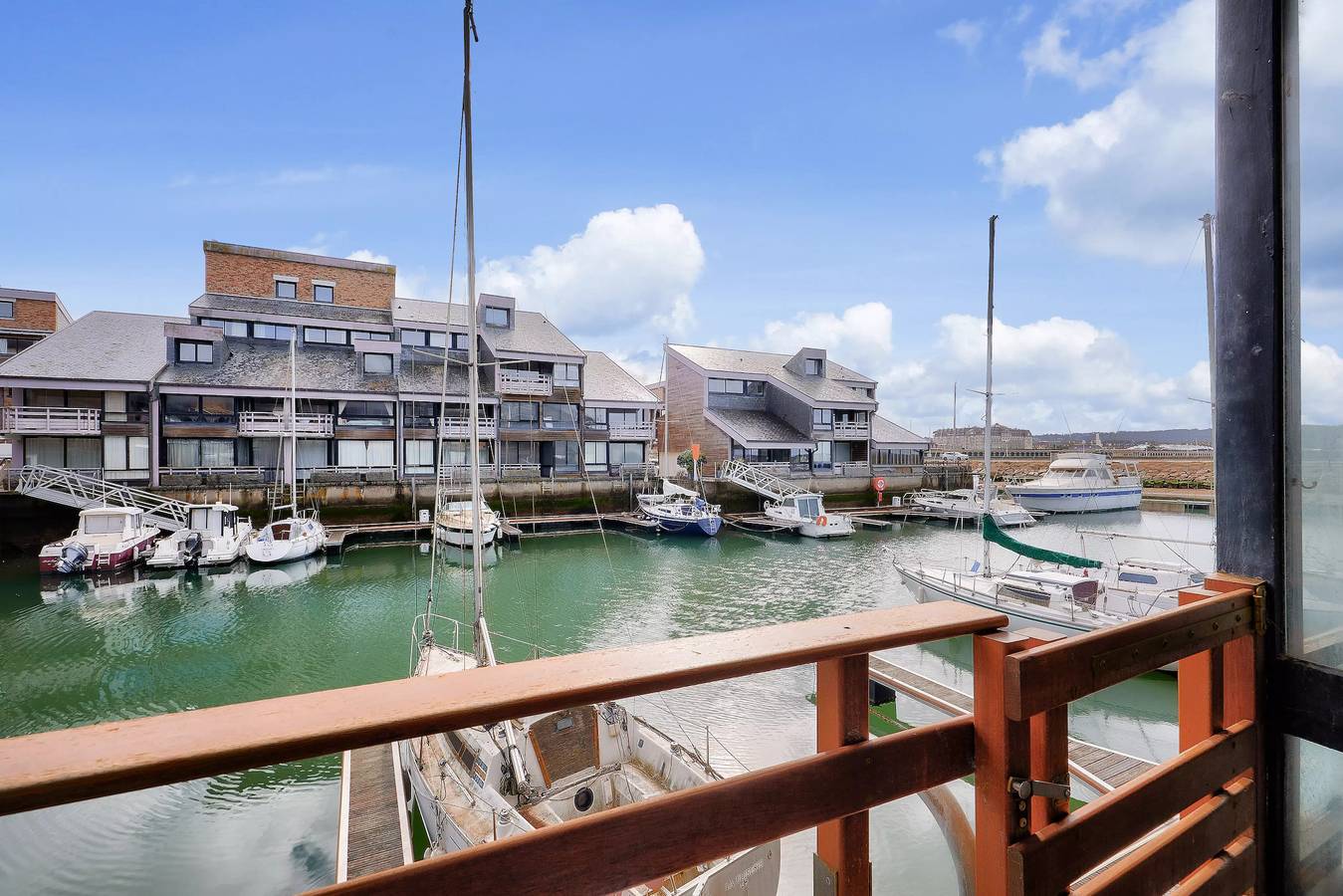 Appartement entier, Appartement 2 pièces + coin cabine 5 personnes - Prestige in Deauville, Région de Lisieux