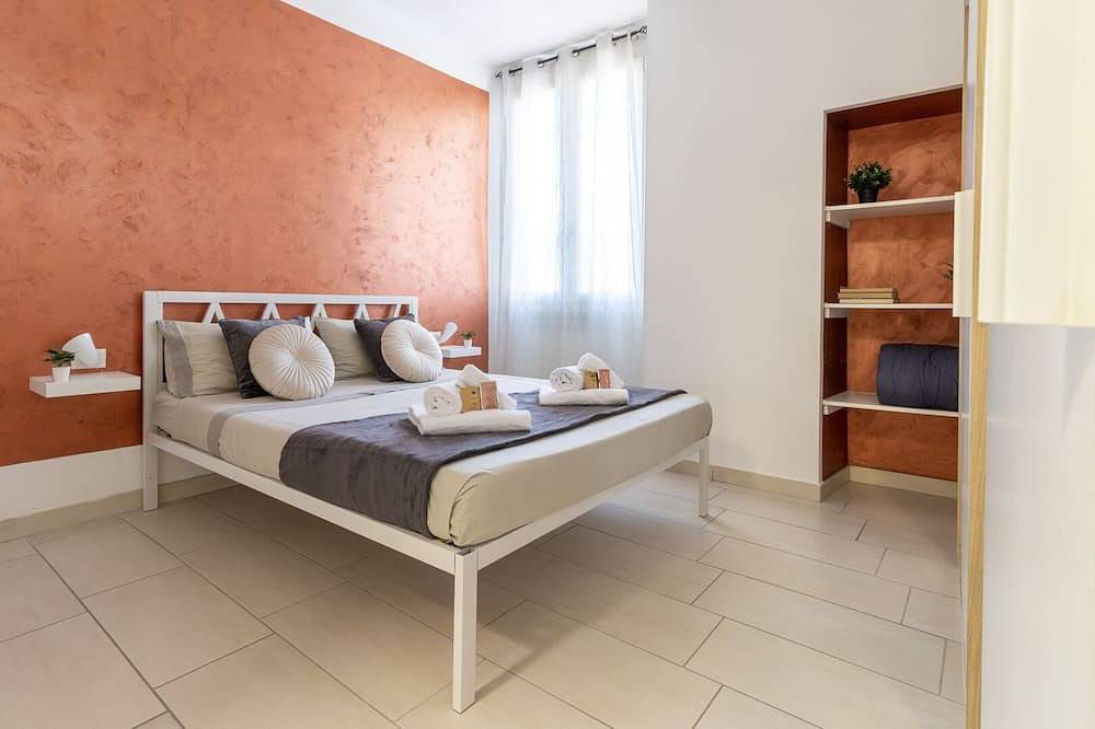 Ganze Wohnung, Between lake and vineyards: spacious apartment near beaches in Puegnago sul Garda, Gardasee-Berge