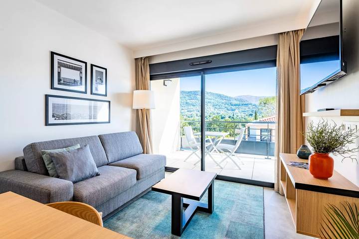 Gîte pour 4 personnes, avec piscine, animaux acceptés à Vence - 3