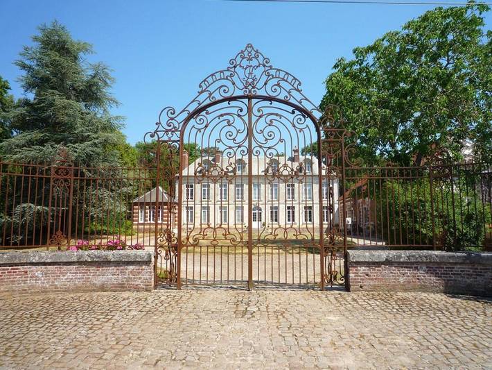 Chambre d’hôte pour 2 personnes, avec vue et jardin dans Le Plessier-Rozainvillers