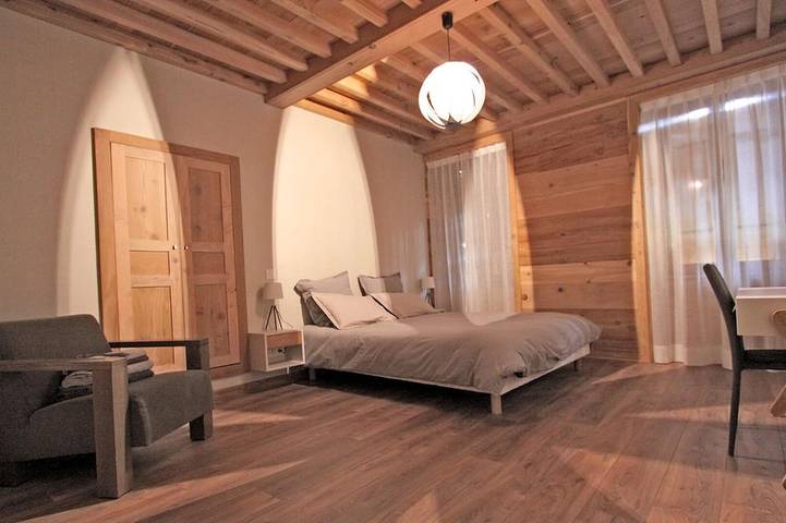 Location de vacances pour 12 personnes, avec jardin à Faverges - 2