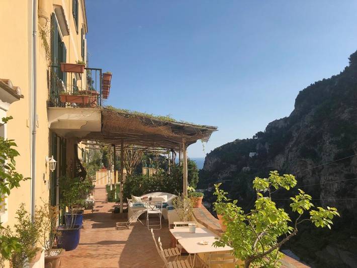 Location de vacances pour 16 personnes, avec Balcon et Terrasse ainsi que Jardin et Vue à Castiglione
