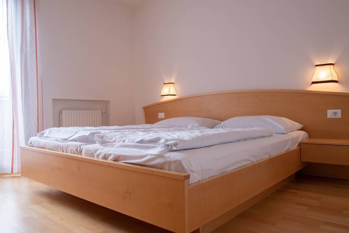 Ferienwohnung für 2 Personen, mit Balkon und Ausblick - 1
