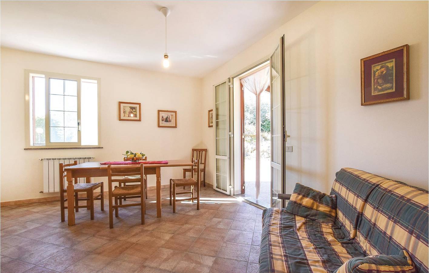Apartamento vacacional entero, Retiro junto al mar: ¡Terraza, WiFi y mucho más! in Trabia, Provincia de Palermo