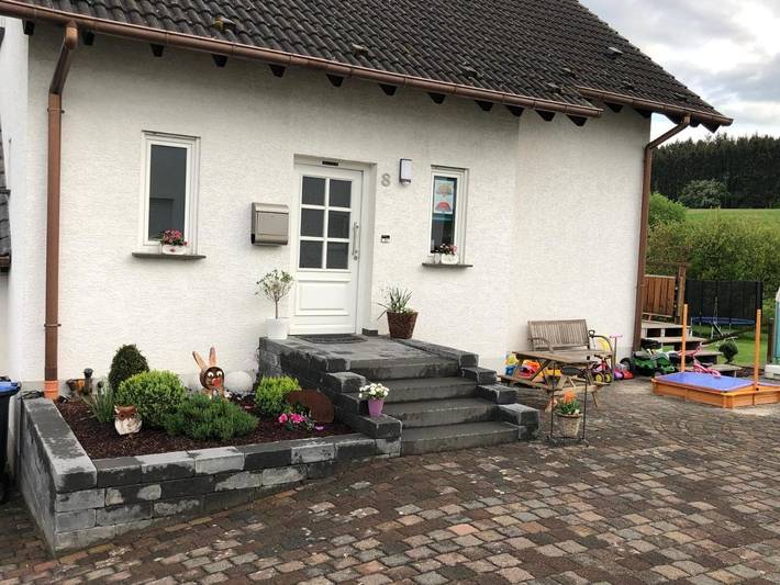 Ferienwohnung für 3 Personen, mit Garten und Ausblick in Kelberg - 2