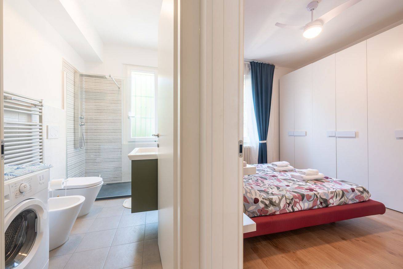 Apartamento entero, Aosta 6 Pr in Parma, Provincia de Parma