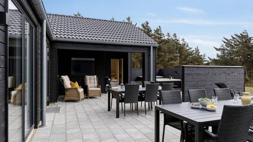 Ferienhaus für 20 Personen, mit Garten und Sauna sowie Terrasse