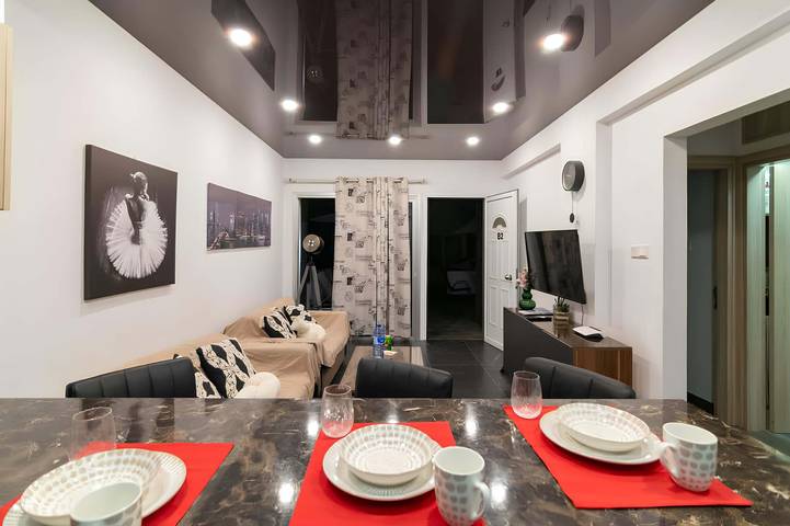Geheel appartement, Mackenzie Suite – 3-Min Walk to Mackenzie Beach in Larnaca (stad), Larnaca District