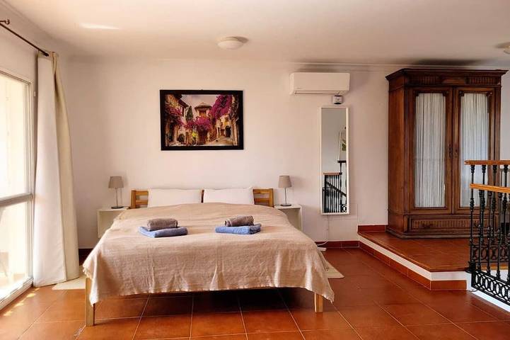 Imposante Villa mit privatem Pool & Meerblick auf Finca in Benajarafe, Vélez-Málaga