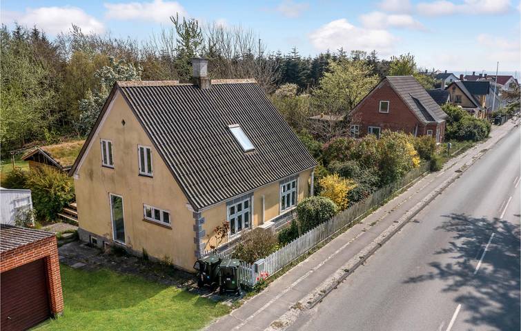Ferienhaus für 5 Personen, mit Terrasse und Garten