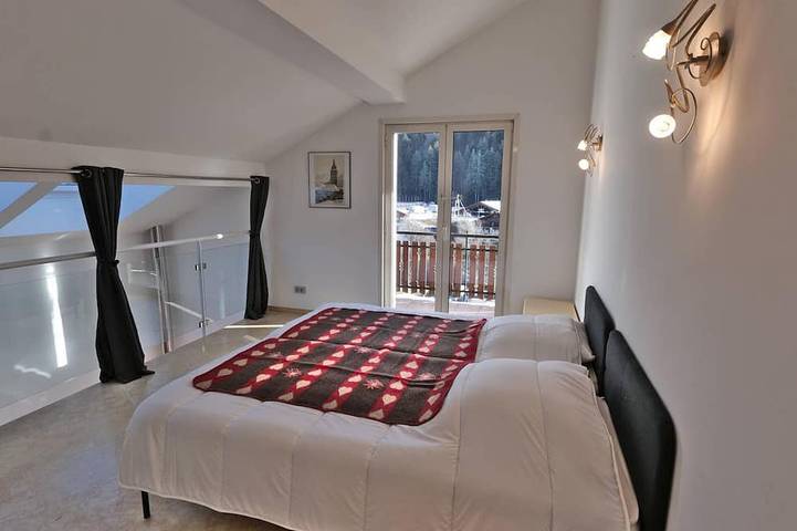Gîte pour 8 personnes, avec balcon dans Office de Tourisme du Grand Bornand - 2