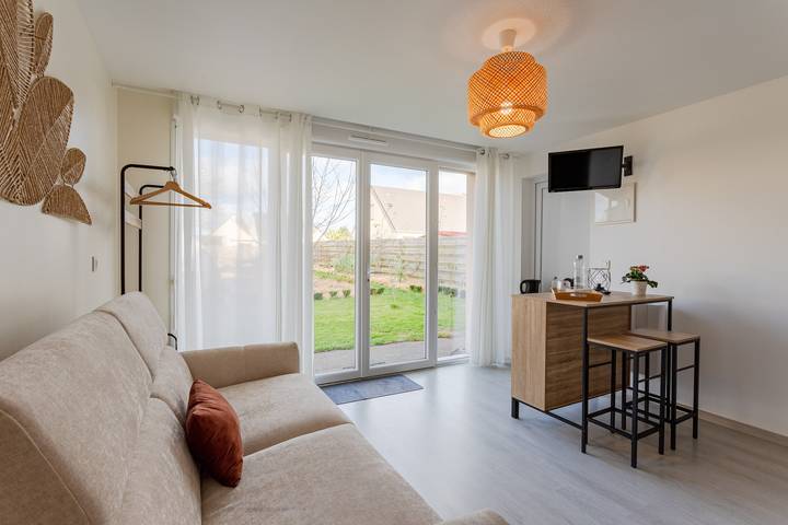 Location de vacances pour 2 personnes, avec jardin à Saint-Laurent-sur-Mer - 2