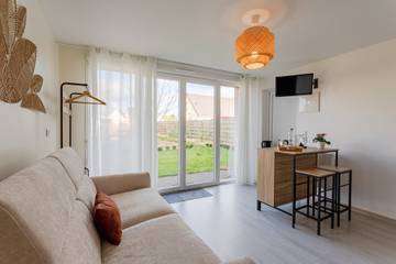 Chambre D’hôte pour 2 Personnes dans Saint-Laurent-sur-Mer, Région de Bayeux, Photo 1