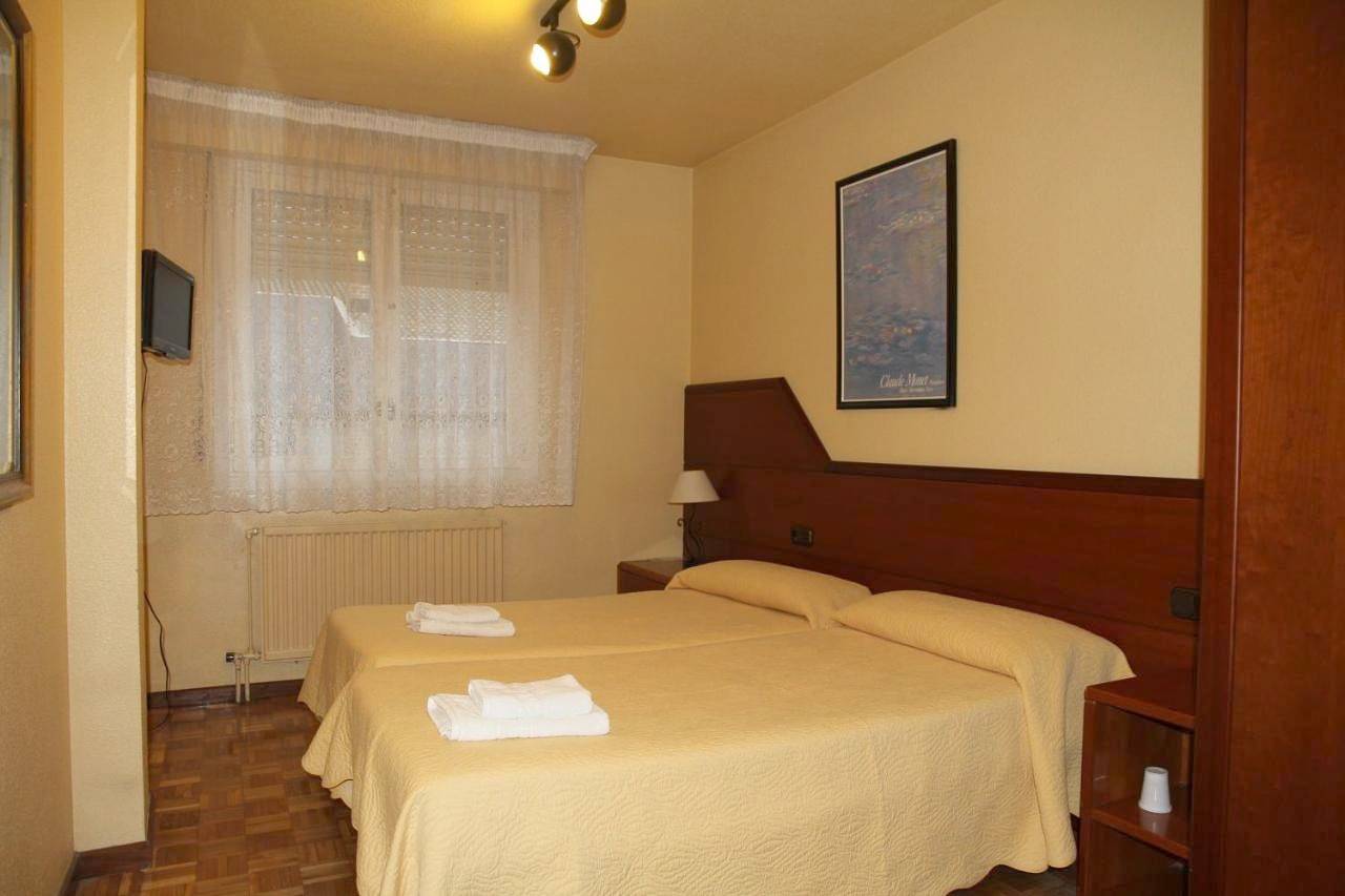 Pensión Acella in Pamplona, Provincia de Navarra