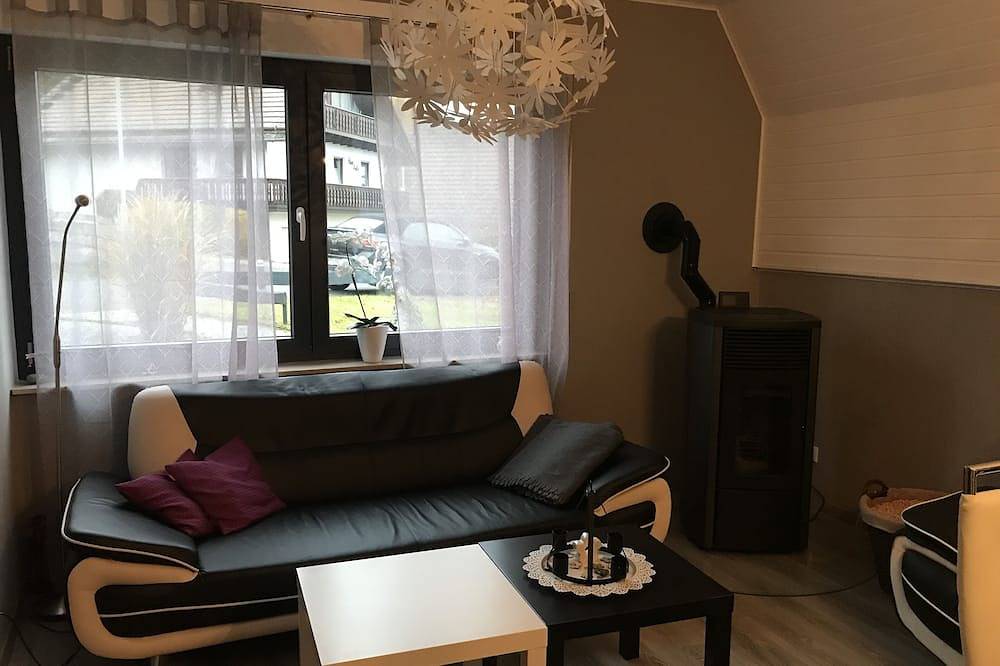 Ferienhaus Auszeit am See in Mengerskirchen, Landkreis Limburg-Weilburg