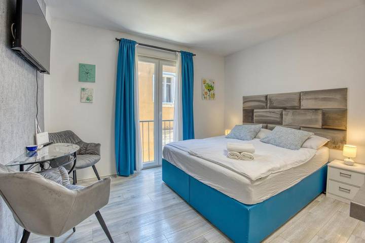 BnB für 3 Personen, mit Terrasse in Zadar