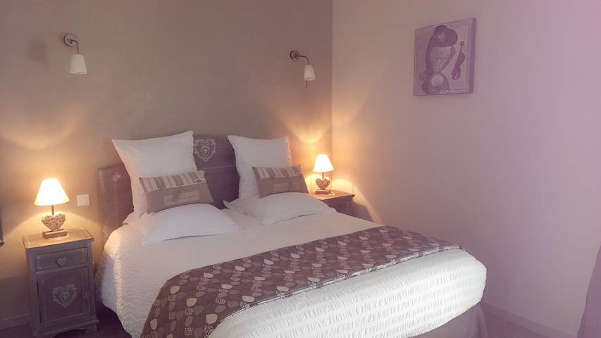 Chambre d’hôte pour 2 personnes, avec jacuzzi ainsi que piscine et terrasse en Ardèche - 4