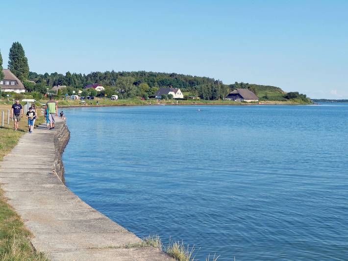 Ferienhaus für 6 Personen, mit Balkon und Garten, kinderfreundlich in Middelhagen - 3
