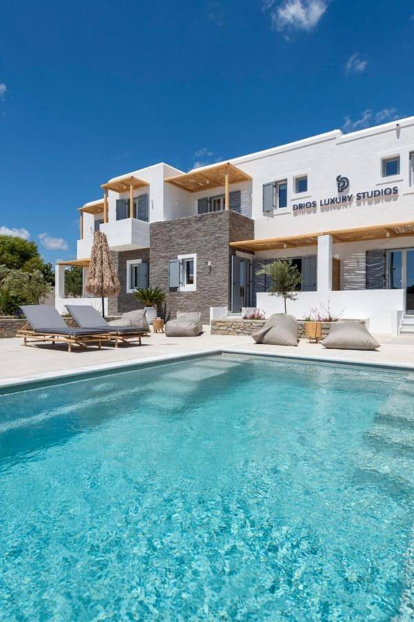 Appartement de vacances pour 4 personnes, avec piscine ainsi que vue et jardin
