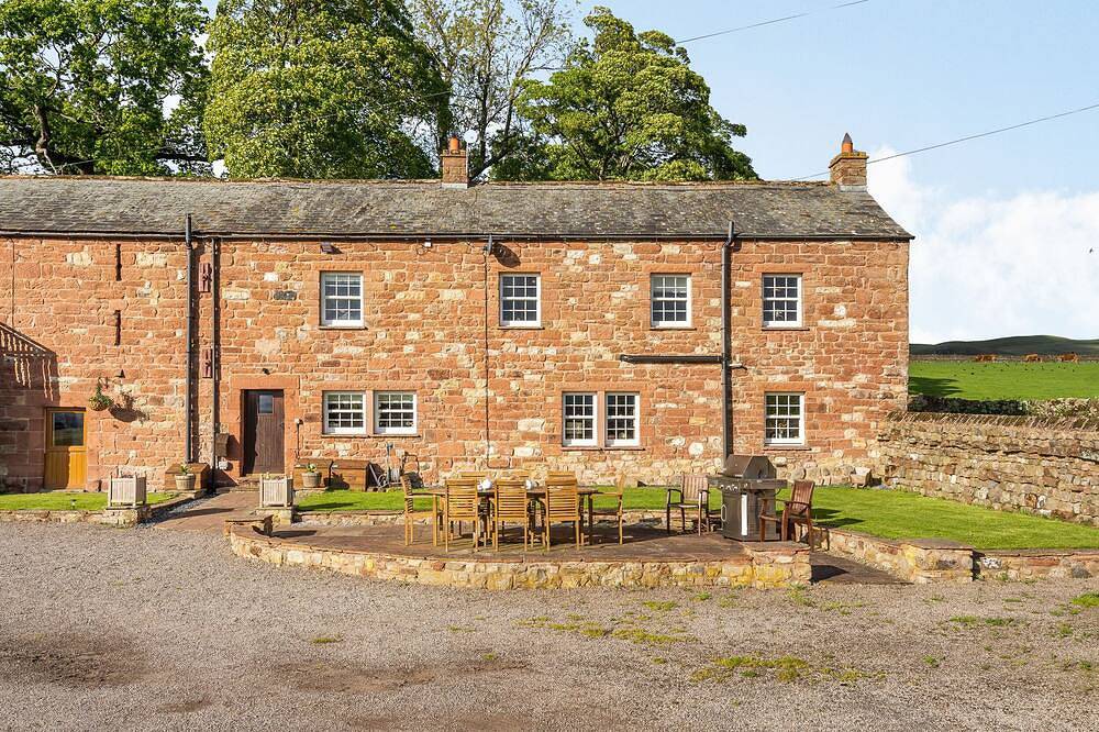 Dudmire, pet friendly, with open fire in Appleby-In-Westmorland in North Pennines AONB