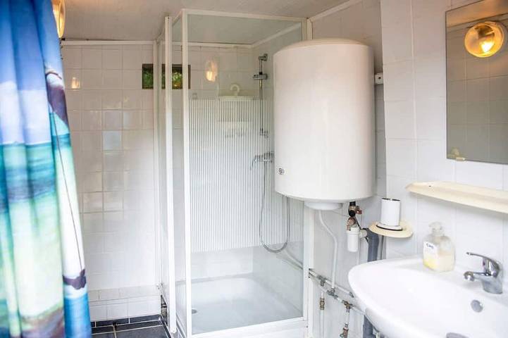 Péniche pour 2 personnes, avec jardin à Florennes - 3