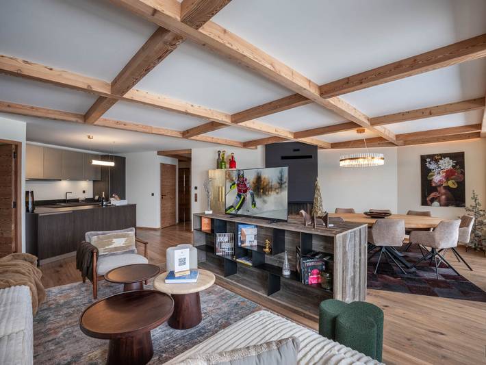 Apartamento de vacaciones para 8 personas, con balcón además de piscina y jacuzzi - 1