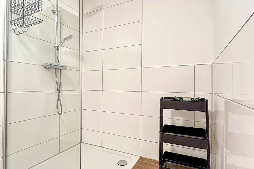 Apartamento entero, Modern apartment with balcony - near Kurpark & trade fair in Bad Salzuflen, Distrito de Lippe