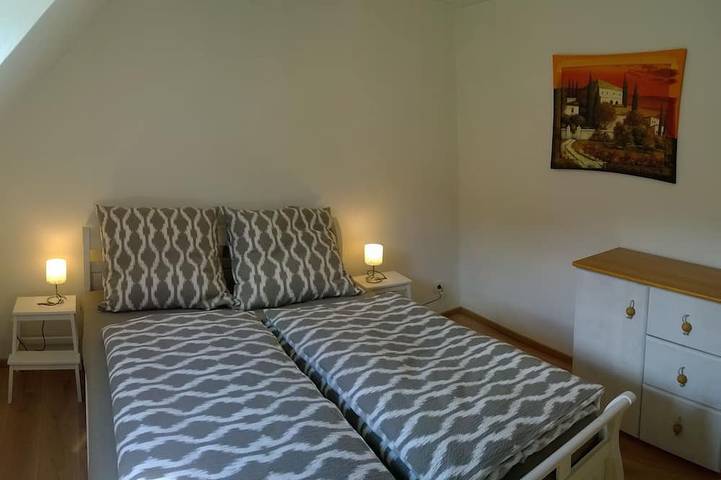 Ferienwohnung für 10 Personen, mit Balkon und Sauna in Birresborn - 4