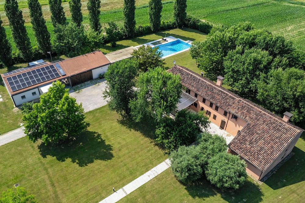 Apartment in Rustico with pool in Casier (Italie), Province de Trévise