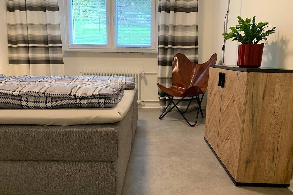 Ganze Wohnung, Ruhige Ferienwohnung am Waldrand zum Wandern in Bad Harzburg, Harzvorland