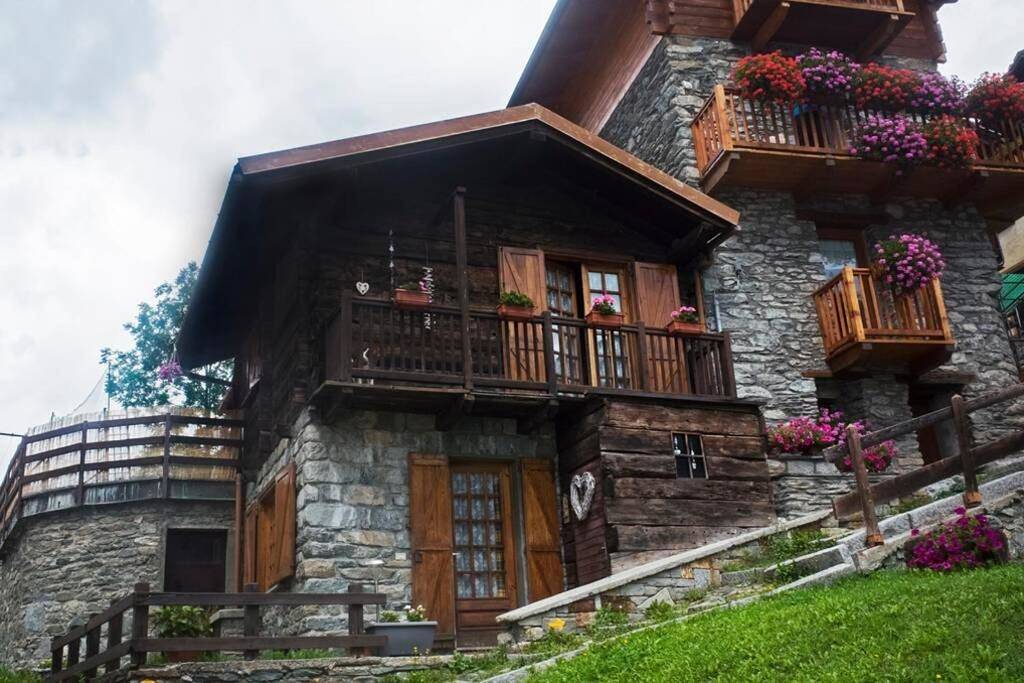 Chalet indipendente in centro a Valtournenche in Breuil-Cervinia, Région de Valtournenche