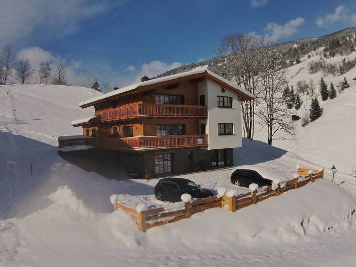 Ferienhaus für 10 Personen, mit Garten in Saalbach-Hinterglemm