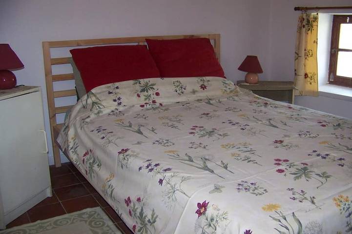 Location de vacances pour 4 personnes, avec jardin ainsi que piscine et terrasse à Trets - 3