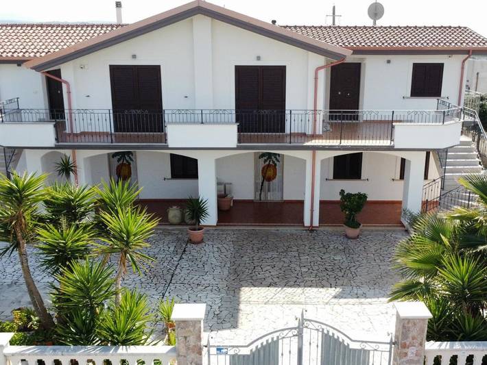 Gîte pour 6 personnes, avec vue et jardin dans Rodi Garganico - 3