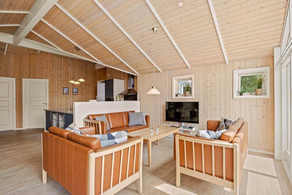 4-star holiday home with sauna and hot tub for 9 people in Blavand, Región de Varde