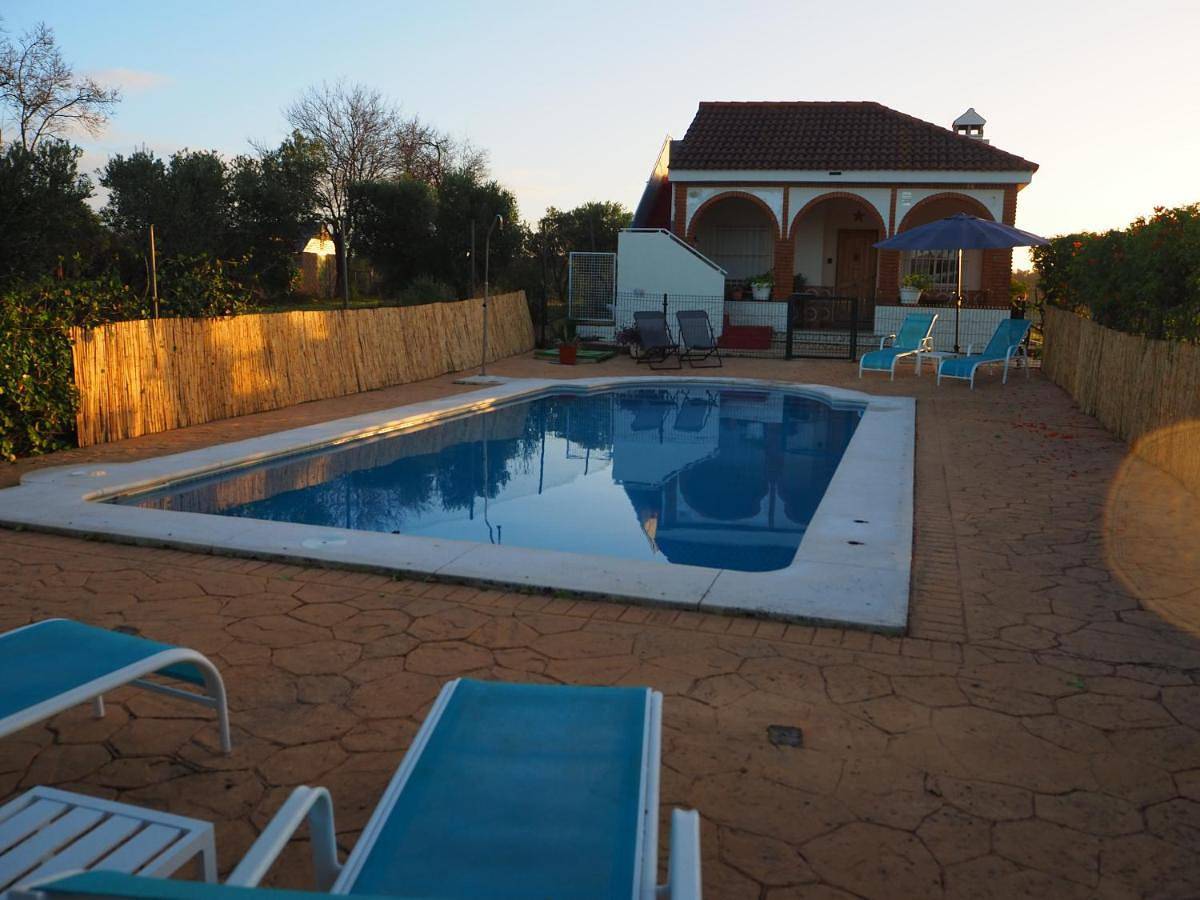 Three-Bedroom Villa in Beas , Provincia de Huelva