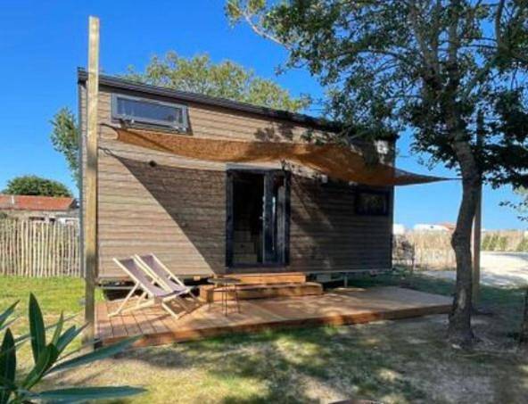 Eco Tiny house in La Brée-les-Bains, Côte de Beauté