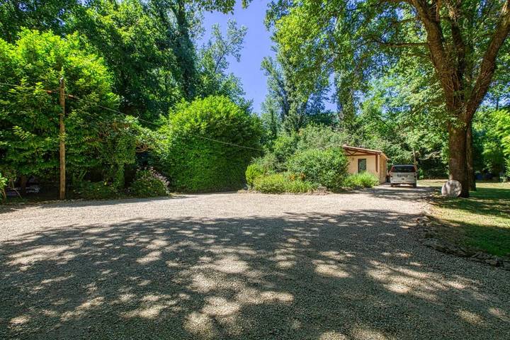 Location de vacances pour 4 personnes, avec terrasse, animaux acceptés à Pradines - 2