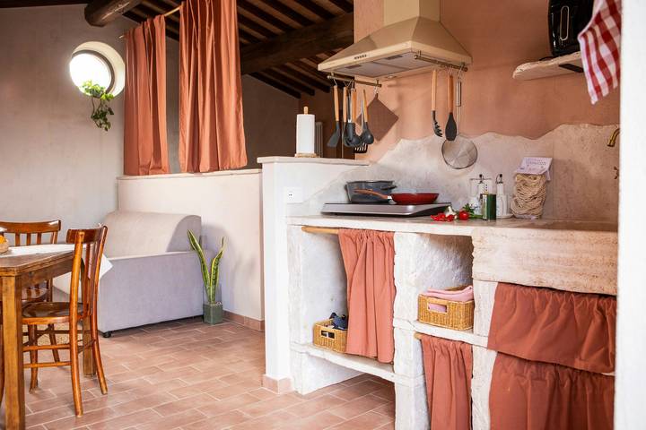 Location de vacances pour 8 personnes, avec terrasse, adapté aux familles à Gualdo Cattaneo - 4