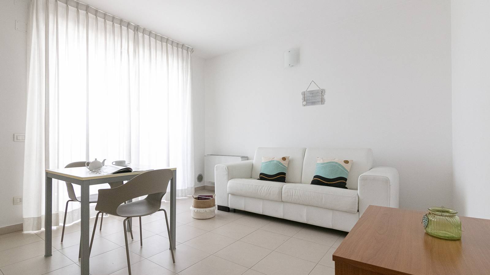 Ganze Wohnung, Ferienwohnung für 4 Personen mit Whirlpool in Marina Di Vasto, San Salvo Marina